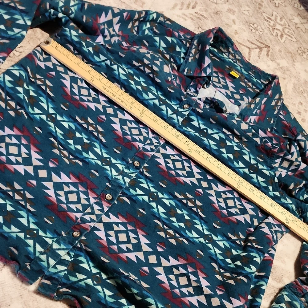 CABELA'S | Multicolor Geometric Shirt Women's Green Southwestern Button Up | 2X